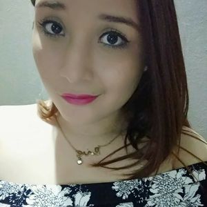 Meet your Posher, Liz